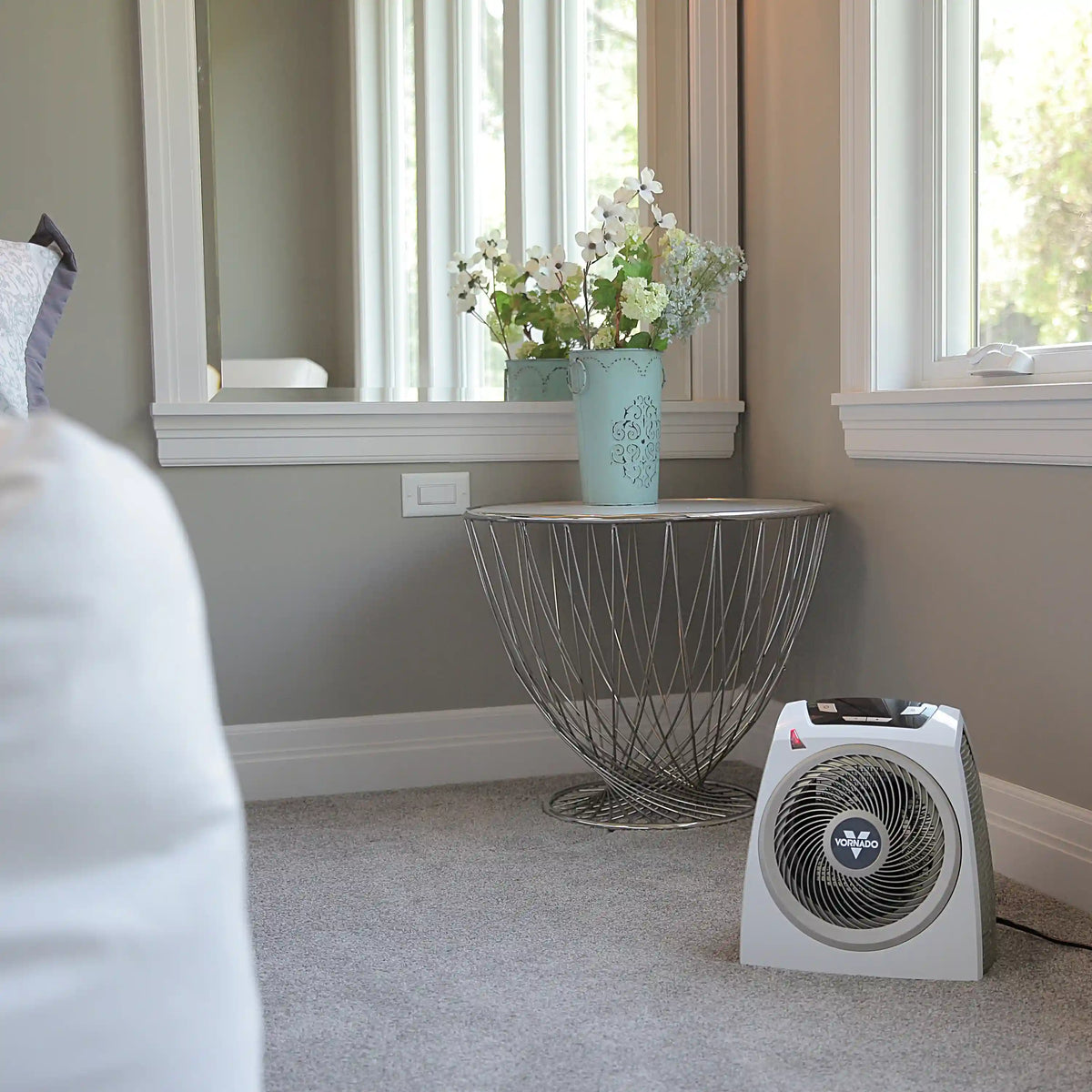 AVH10 Whole Room Heater with Auto Climate