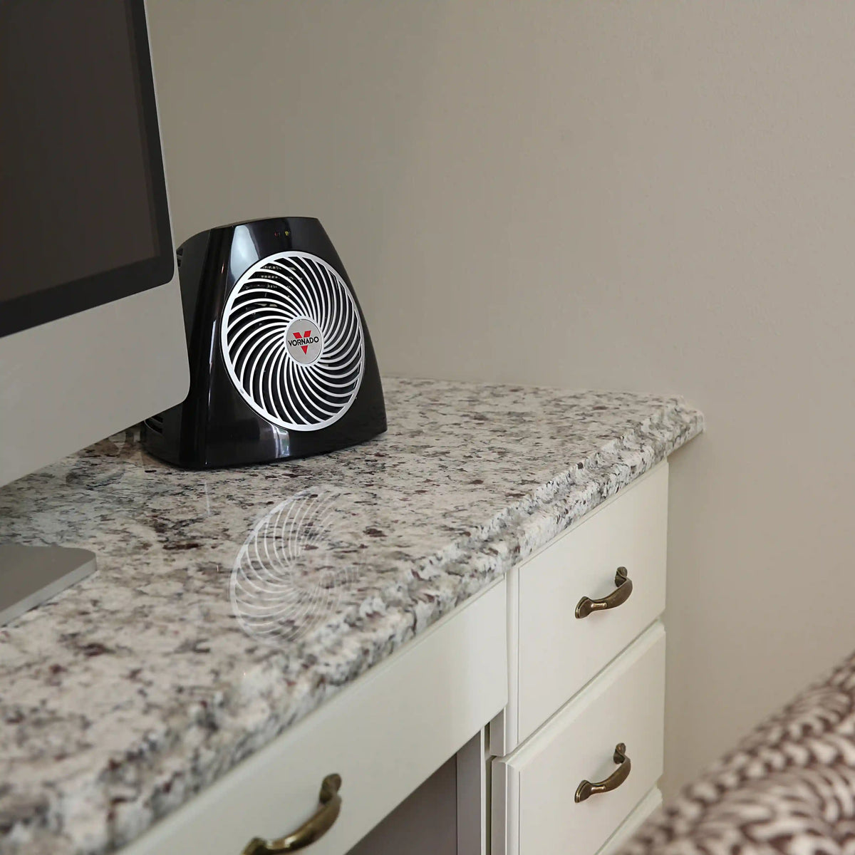 VH202 Personal Heater