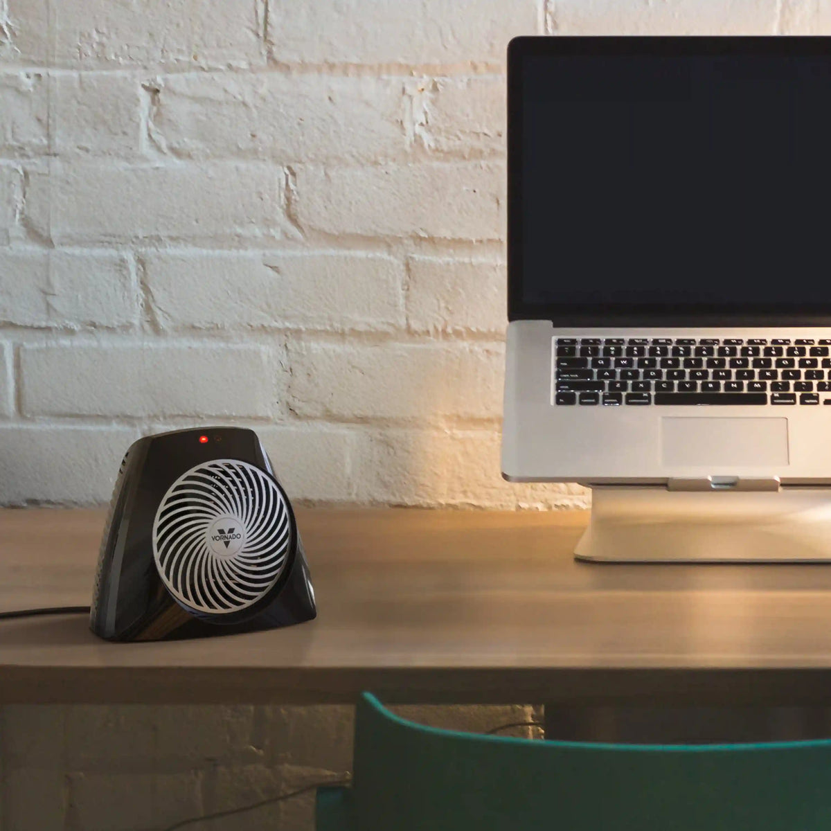 VH204 Personal Space Heater